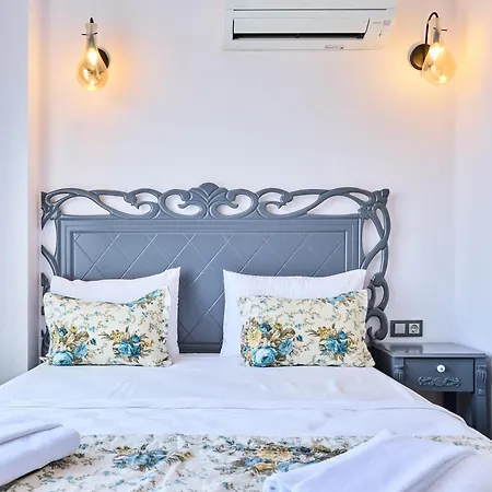 Megaron Homes Cunda Island Hotel *